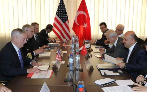 M­i­l­l­i­ ­S­a­v­u­n­m­a­ ­B­a­k­a­n­ı­ ­I­ş­ı­k­,­ ­A­B­D­­l­i­ ­m­e­v­k­i­d­a­ş­ı­y­l­a­ ­g­ö­r­ü­ş­t­ü­